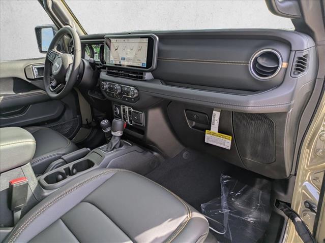 new 2025 Jeep Gladiator car, priced at $40,354