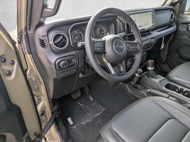 new 2025 Jeep Gladiator car, priced at $40,354