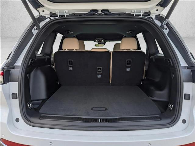 new 2025 Jeep Grand Cherokee car, priced at $39,353