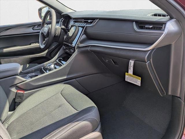 new 2025 Jeep Grand Cherokee car, priced at $35,533