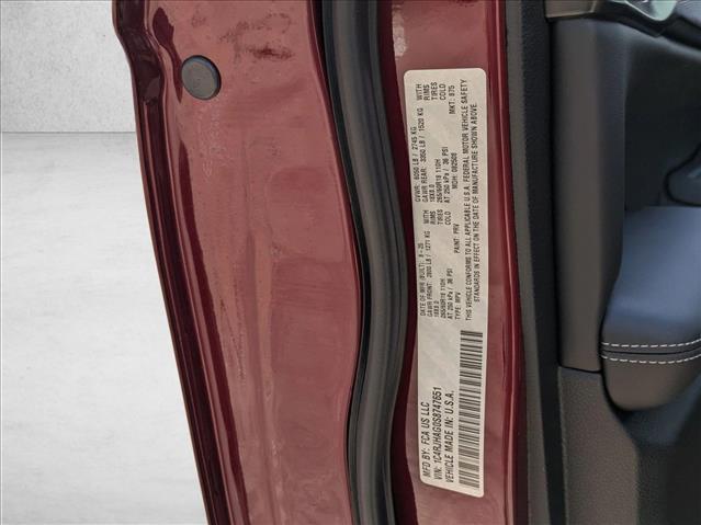 new 2025 Jeep Grand Cherokee car, priced at $35,947