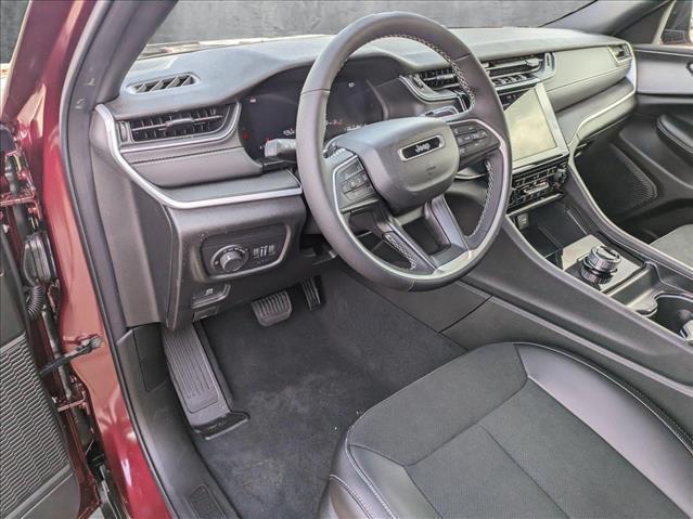 new 2025 Jeep Grand Cherokee car, priced at $36,991