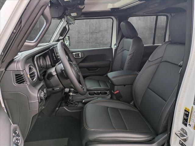 new 2025 Jeep Gladiator car, priced at $43,241