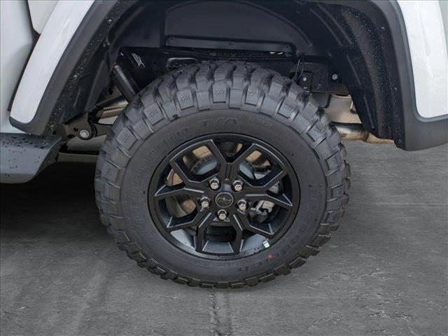 new 2025 Jeep Gladiator car, priced at $43,241