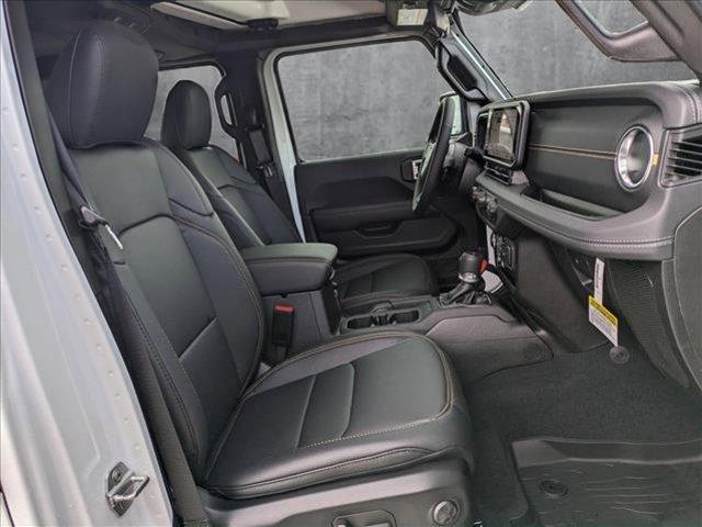 new 2025 Jeep Gladiator car, priced at $43,241