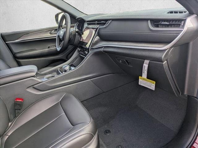 new 2025 Jeep Grand Cherokee car, priced at $38,546