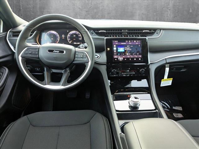 new 2025 Jeep Grand Cherokee car, priced at $35,991