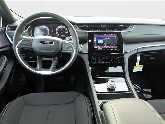 new 2025 Jeep Grand Cherokee car, priced at $33,826