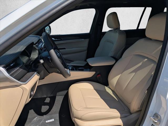 new 2025 Jeep Grand Cherokee L car, priced at $45,649