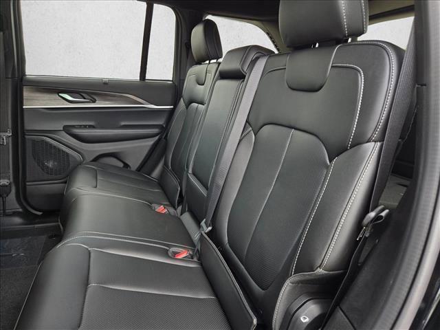 new 2025 Jeep Grand Cherokee car, priced at $45,741