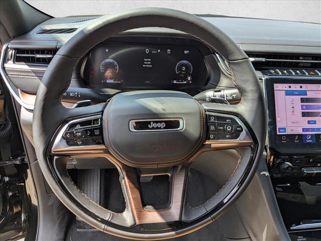 new 2025 Jeep Grand Cherokee car, priced at $54,741