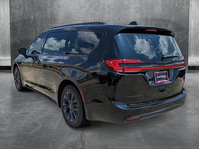 new 2025 Chrysler Pacifica car, priced at $39,991