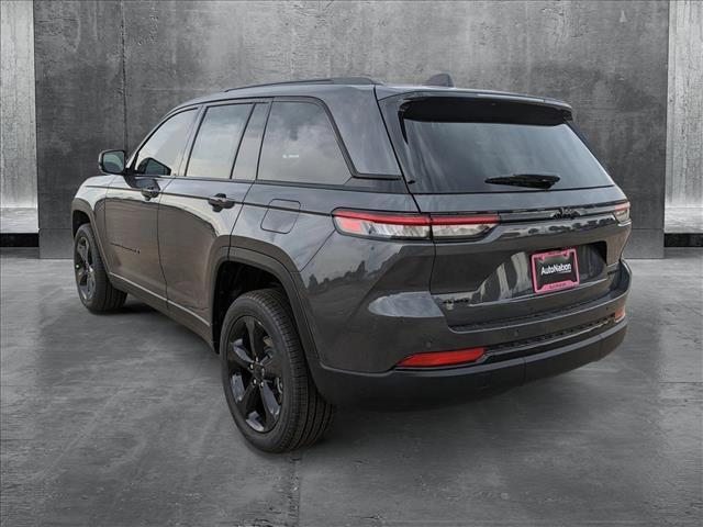 new 2025 Jeep Grand Cherokee car, priced at $44,991