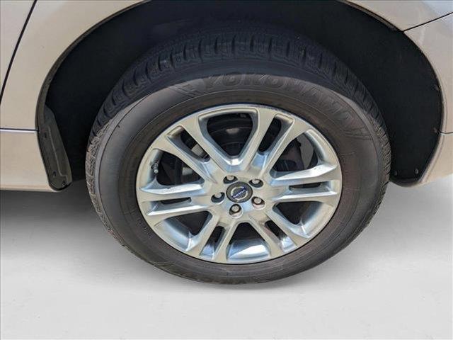 used 2015 Volvo XC60 car, priced at $8,338