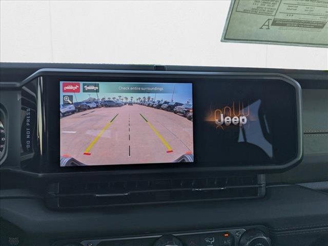 new 2025 Jeep Gladiator car, priced at $50,147