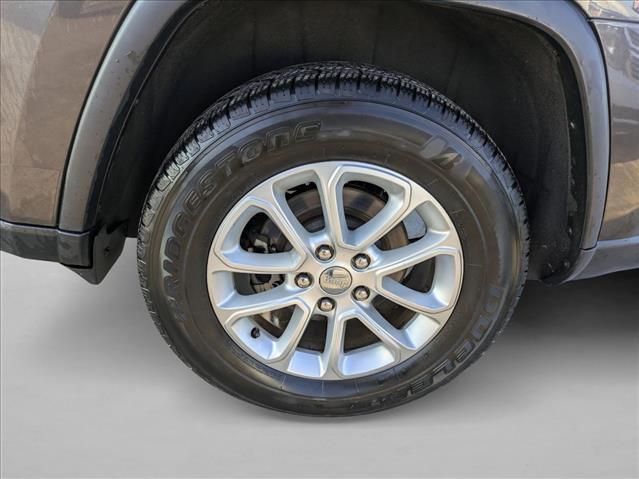 used 2015 Jeep Grand Cherokee car, priced at $9,612