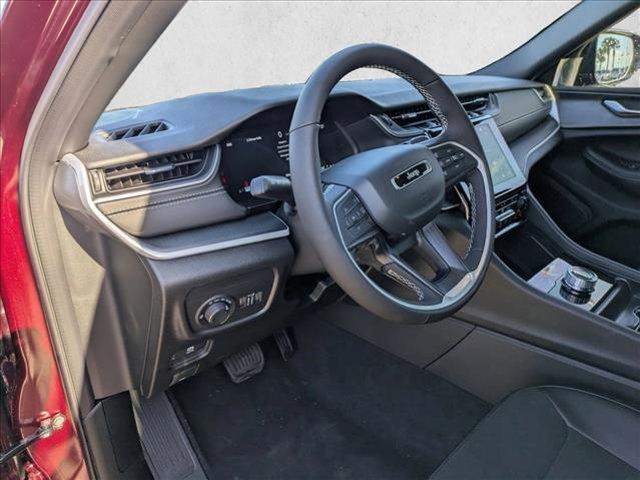 new 2025 Jeep Grand Cherokee car, priced at $36,835