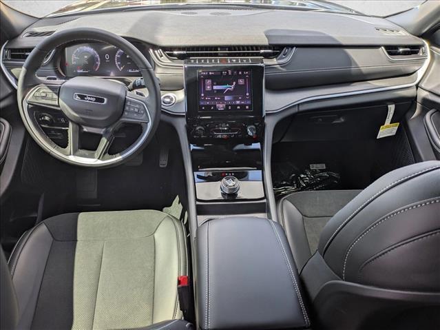 new 2025 Jeep Grand Cherokee car, priced at $38,835