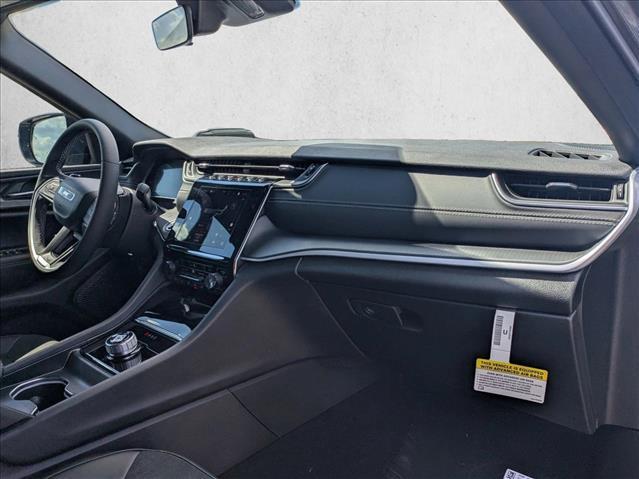 new 2025 Jeep Grand Cherokee car, priced at $38,835