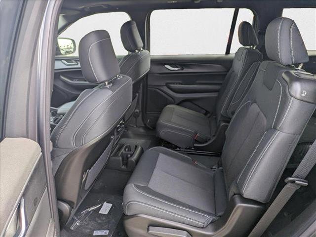 new 2025 Jeep Grand Cherokee L car, priced at $35,916