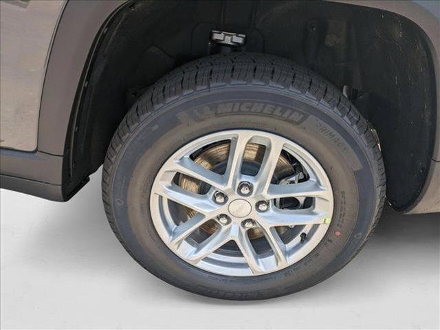 new 2025 Jeep Grand Cherokee L car, priced at $35,916