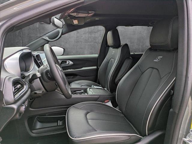 new 2025 Chrysler Pacifica car, priced at $53,340