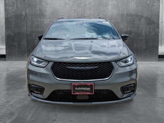 new 2025 Chrysler Pacifica car, priced at $53,340