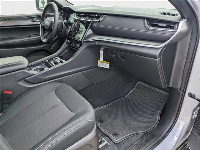 new 2025 Jeep Grand Cherokee car, priced at $33,484