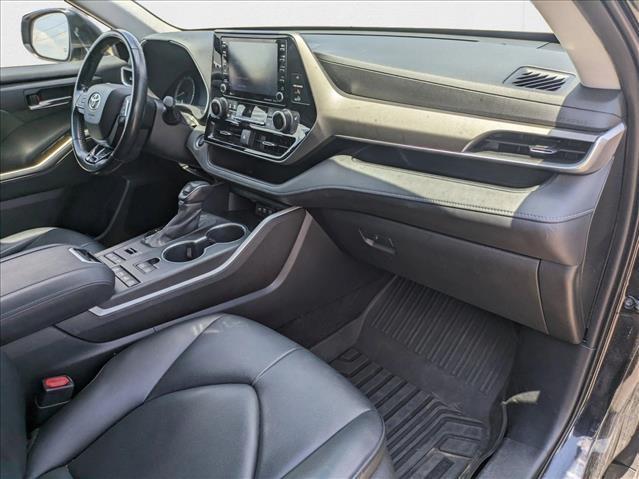 used 2020 Toyota Highlander car, priced at $24,998