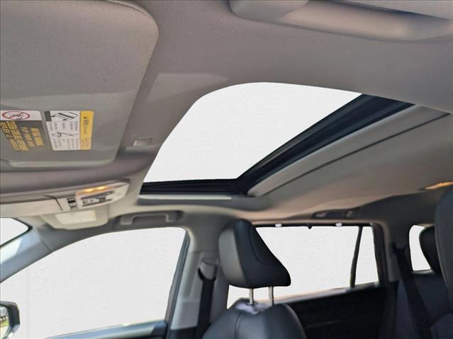 used 2020 Toyota Highlander car, priced at $24,998