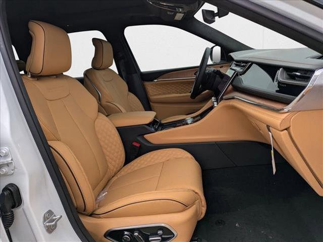 new 2025 Jeep Grand Cherokee car, priced at $55,741