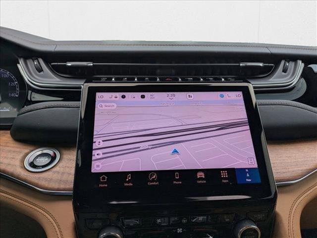 new 2025 Jeep Grand Cherokee car, priced at $55,741