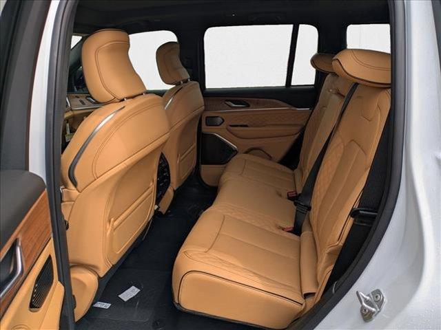 new 2025 Jeep Grand Cherokee car, priced at $55,741