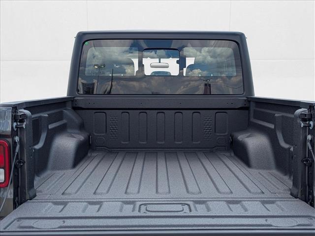 new 2025 Jeep Gladiator car, priced at $37,082