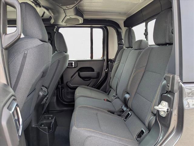 new 2025 Jeep Gladiator car, priced at $37,082