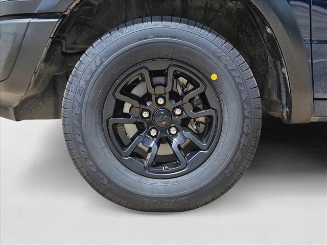 used 2022 Ram 1500 Classic car, priced at $27,998