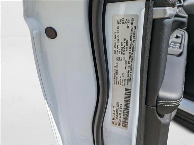 new 2025 Jeep Grand Cherokee L car, priced at $45,524