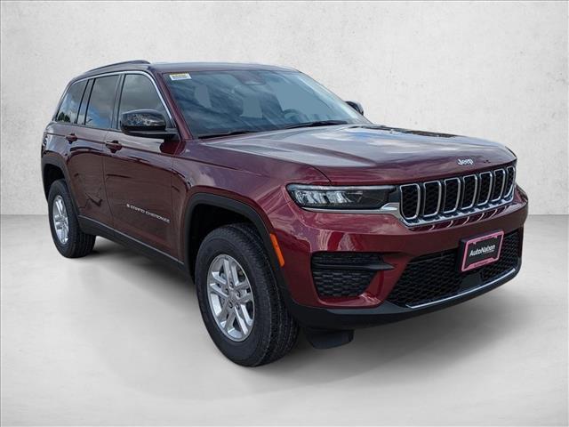 new 2025 Jeep Grand Cherokee car, priced at $32,897