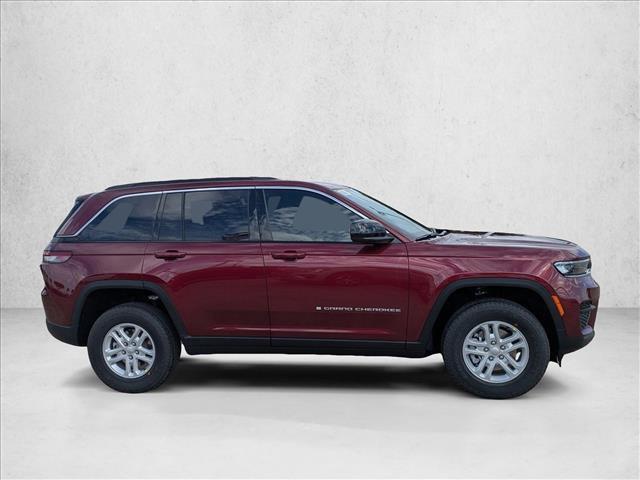new 2025 Jeep Grand Cherokee car, priced at $32,897
