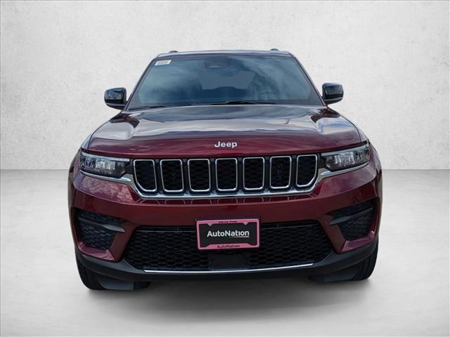 new 2025 Jeep Grand Cherokee car, priced at $32,897