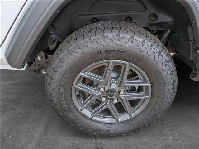 new 2025 Jeep Wrangler car, priced at $42,563