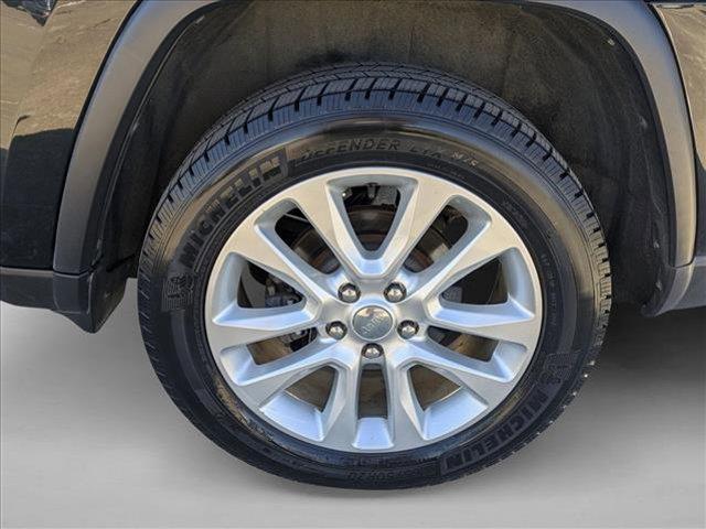 used 2017 Jeep Grand Cherokee car, priced at $12,998