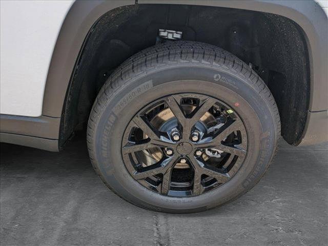 new 2025 Jeep Grand Cherokee car, priced at $38,342