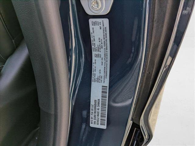 new 2025 Chrysler Pacifica car, priced at $37,741