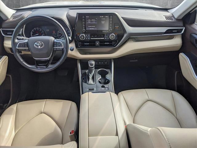 used 2020 Toyota Highlander car, priced at $27,989