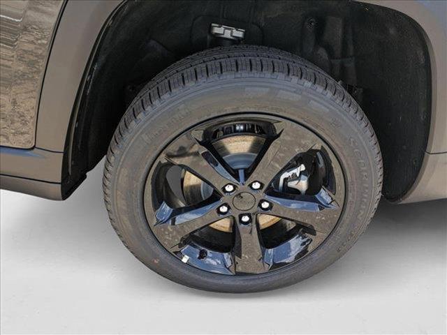new 2025 Jeep Grand Cherokee L car, priced at $46,042