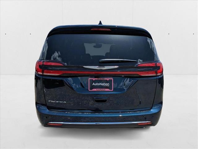 new 2025 Chrysler Pacifica car, priced at $37,741
