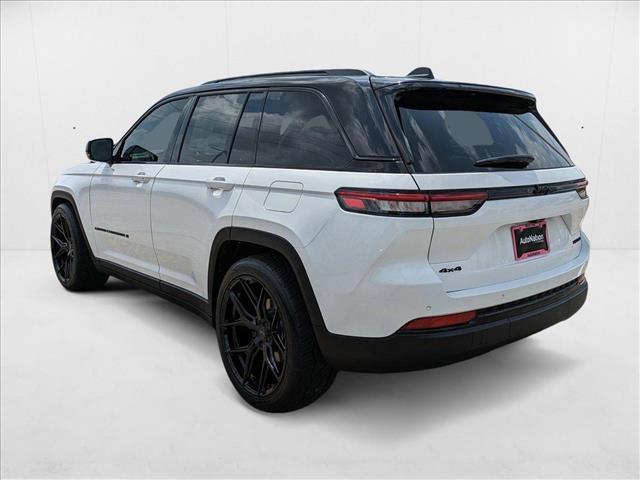 new 2025 Jeep Grand Cherokee car, priced at $55,740