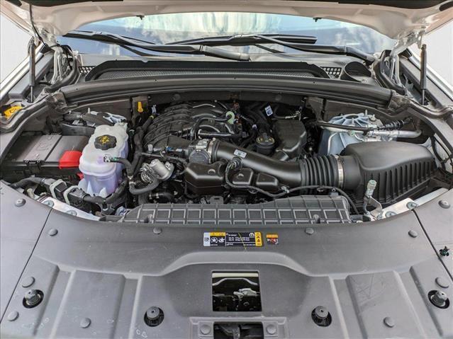 new 2025 Jeep Grand Cherokee car, priced at $55,740
