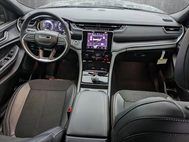 new 2025 Jeep Grand Cherokee L car, priced at $37,991